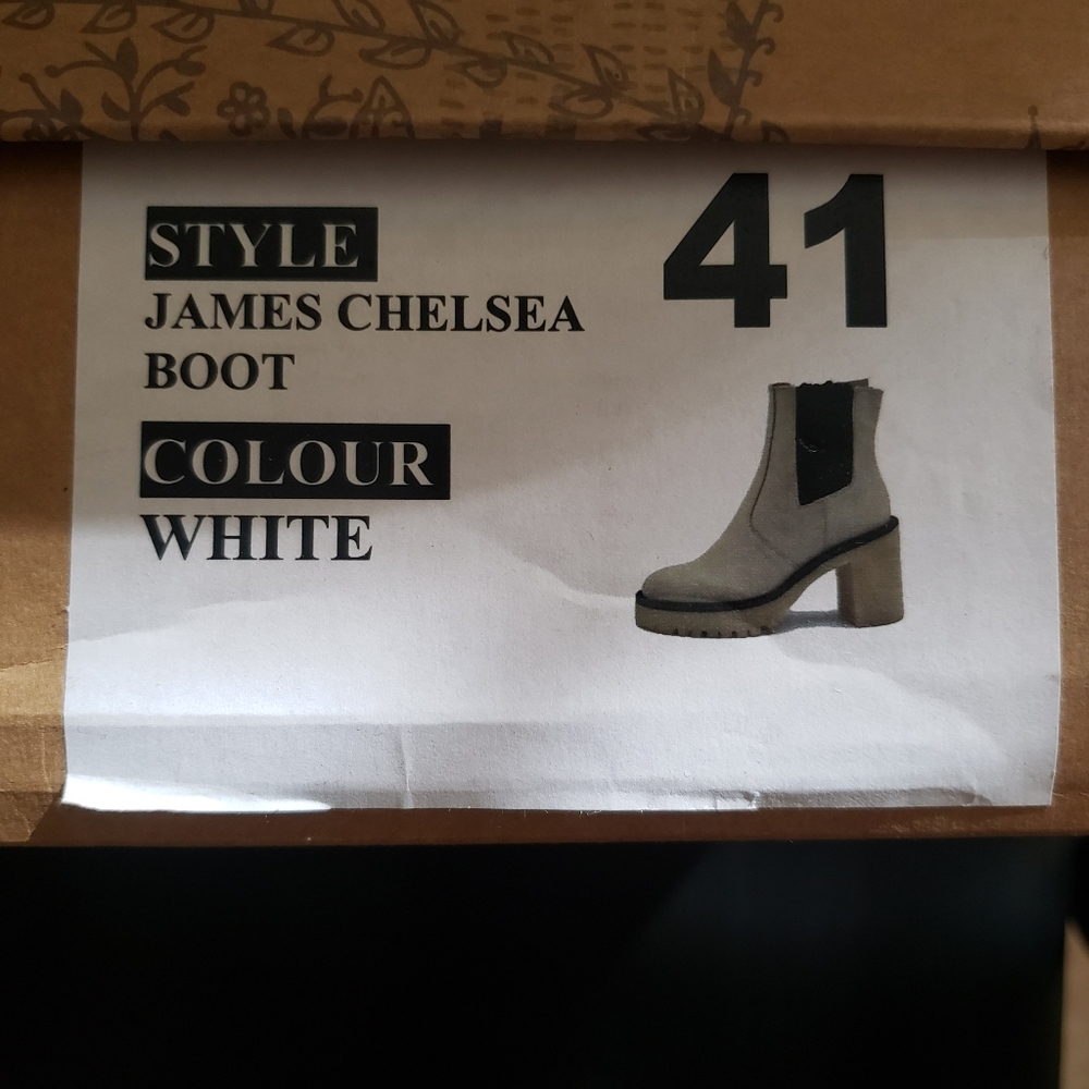 Free People James leather chelsea ankle boots  size 41 US 11 new in box - Picture 9 of 9